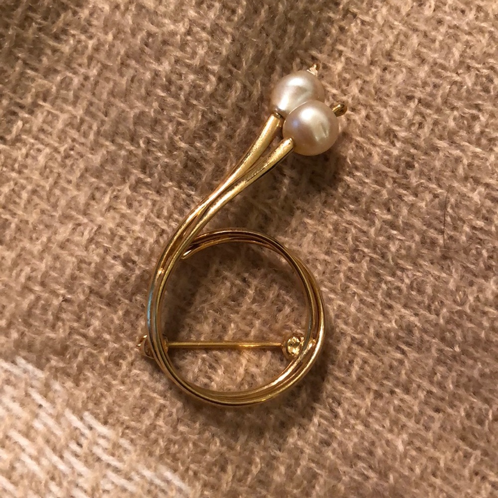 Beautiful Antique Brooch